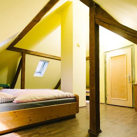 Charmantes Turmzimmer